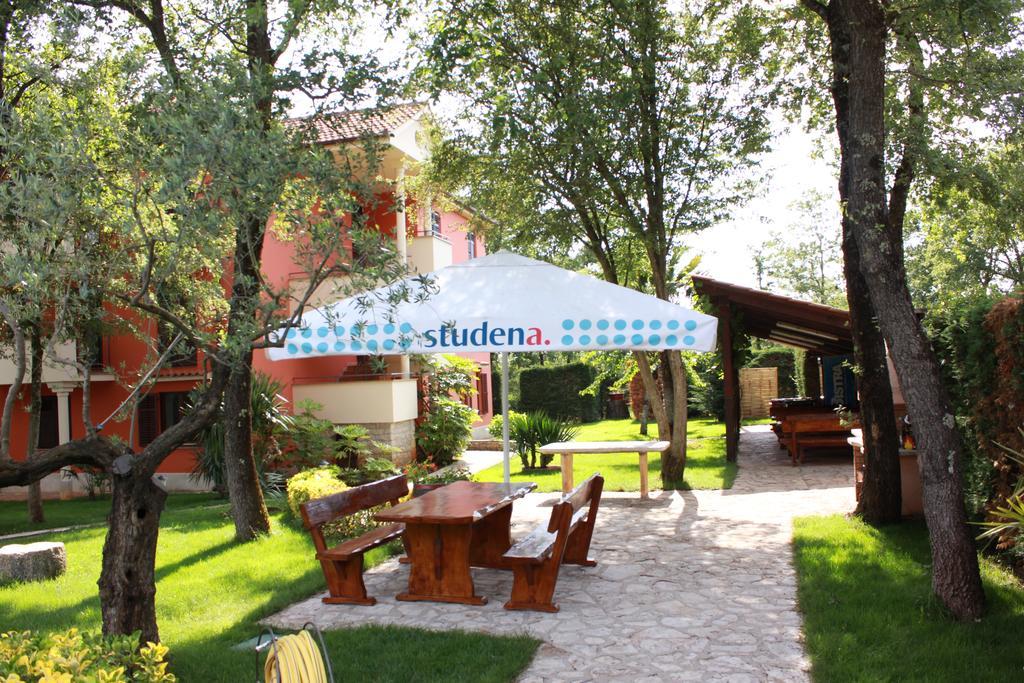 Villa Plavo More Novigrad Istria Esterno foto